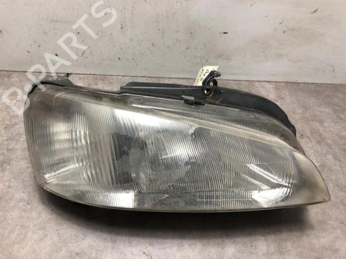 Used Right headlight PEUGEOT 106 II (1A_, 1C_) 1.1 i (60 hp) 20620513