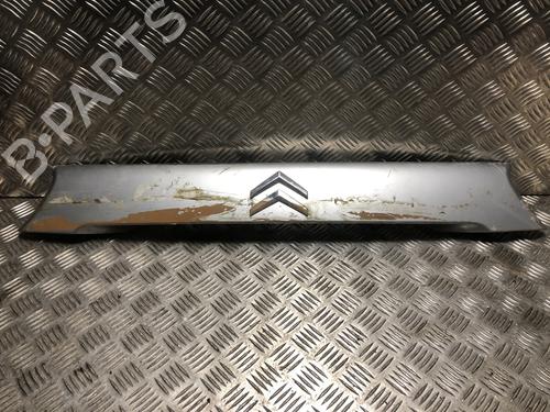 Used Grille Grille CITROËN C-CROSSER (VU_, VV_) 2.2 HDi (156 hp) 32452270 32452270