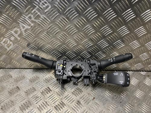 Used Steering column stalk Steering column stalk DACIA DUSTER (HM_) 1.6 SCe 115 4x4 (HMM1) (115 hp) 33469696 33469696