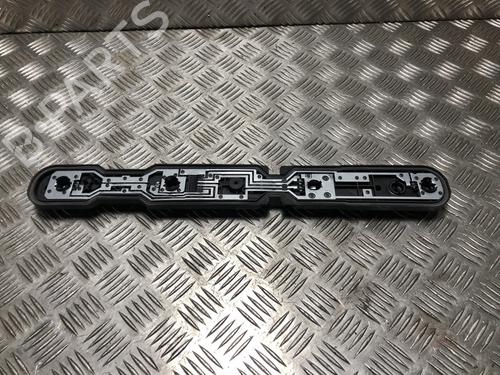 Nummerpladelys Nummerpladelys RENAULT MASTER III Van (FV) 2.3 dCi 100 FWD (FV0A, FV0B, FV0G, FV0K, FV0H) (101 hp) 34039025 34039025