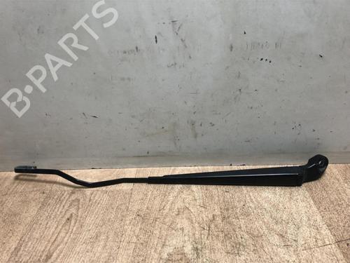 Used Front windshield wiper arm CITROËN XSARA Coupe (N0) 1.9 TD (90 hp) 13276109