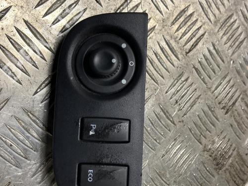 Spejlkontakt DACIA SANDERO II 1.5 dCi (90 hp) 32452300