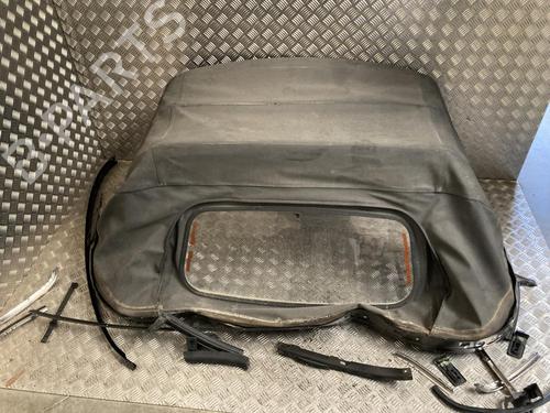 Used Convertible top Convertible top MAZDA MX-5 II (NB) 1.8 16V (NB8C) (146 hp) 33961428 33961428