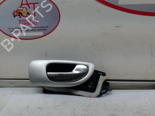 Højre bagtil invendig håndtag PEUGEOT 307 (3A/C) 1.6 HDi 110 (109 hp) 12969176