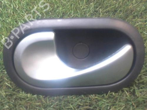 Used Rear left interior door handle RENAULT MODUS / GRAND MODUS (F/JP0_) 1.5 dCi (FP0F, JP0F) (86 hp) 12963398