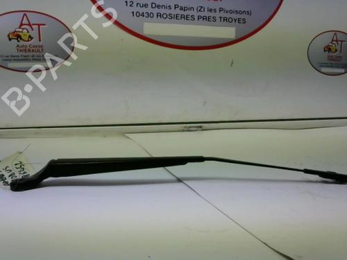 Used Front windshield wiper arm RENAULT MODUS / GRAND MODUS (F/JP0_) 1.5 dCi (FP0D, JP0D) (82 hp) 22795094