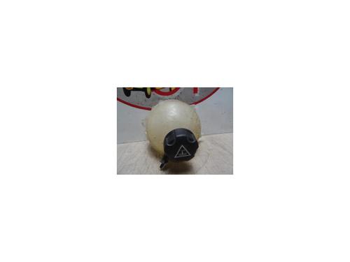 Used Expansion tank PEUGEOT 3008 I MPV (0U_) 1.6 BlueHDi 120 (120 hp) 13273978