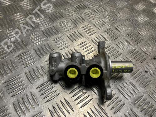 Used Brake master cylinder PEUGEOT 2008 II (UD_, US_, UY_, UJ_, UR_, UC_) 1.5 BlueHDI 100 (102 hp) 31875284