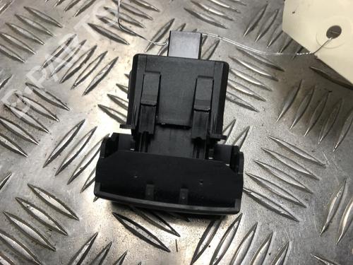 Switch PEUGEOT 5008 (0U_, 0E_) 1.6 HDi | BP23241478I30