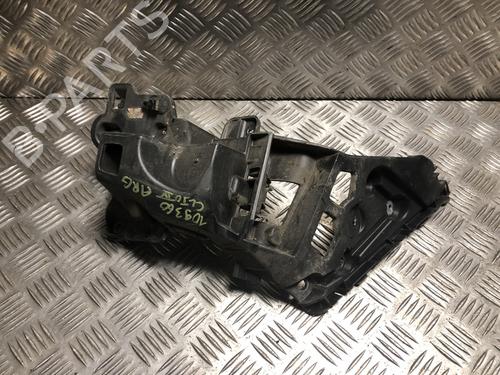 Kofangerbeslag bag Kofangerbeslag bag RENAULT CLIO IV (BH_) 1.5 dCi 75 (75 hp) 33976545 33976545