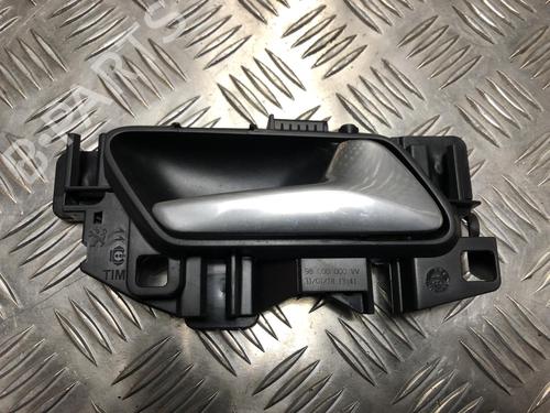 Used Front right interior door handle Front right interior door handle PEUGEOT 308 SW II (LC_, LJ_, LR_, LX_, L4_) 1.5 BlueHDi 130 (131 hp) 23091344 23091344