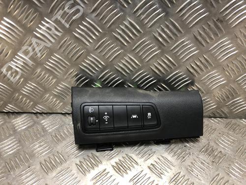 Used Switch HYUNDAI TUCSON (TL, TLE) 1.6 CRDi (136 hp) 31197235