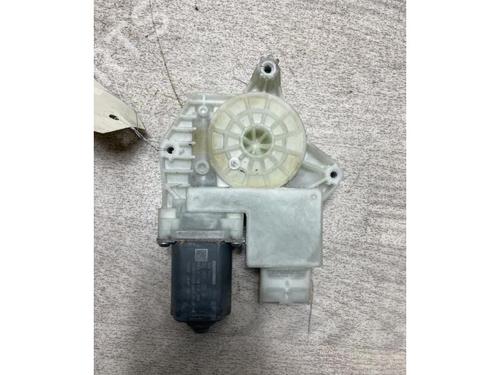 Left rear window motor PEUGEOT 308 II (LB_, LP_, LW_, LH_, L3_) 1.5 BlueHDI 100 | BP29267616E23 