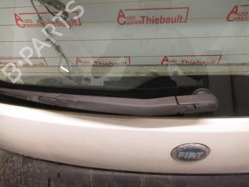 Tailgate FIAT GRANDE PUNTO (199_) 1.3 D Multijet | BP25298068C6 