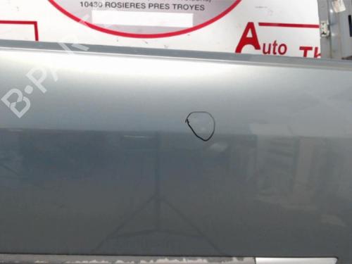 Used Right front door RENAULT GRAND SCÉNIC II (JM0/1_) 1.9 dCi (JM0G, JM12, JM1G, JM2C) (120 hp) 20611655