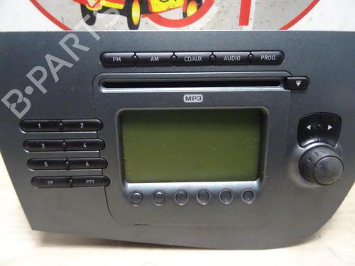 Used Radio SEAT LEON (1P1) 2.0 TDI 16V (140 hp) 13282099