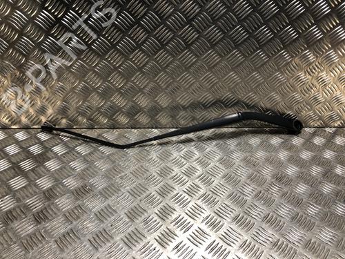 Used Front windshield wiper arm NISSAN JUKE (F15) 1.5 dCi (110 hp) 31197809