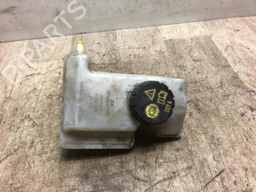 Used Brake master cylinder AUDI A3 Sportback (8VA, 8VF) 1.6 TDI (110 hp) 23128594