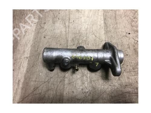 Brake master cylinder MITSUBISHI L200 (K7_T, K6_T, K5_T) 2.5 TD 4WD (K74T) | BP23099950M77 