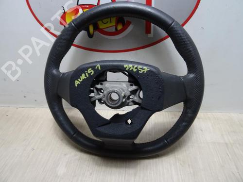 Used Steering wheel TOYOTA AURIS (_E15_) 1.4 D-4D (NDE150_, NDE150R) (90 hp) 12966109