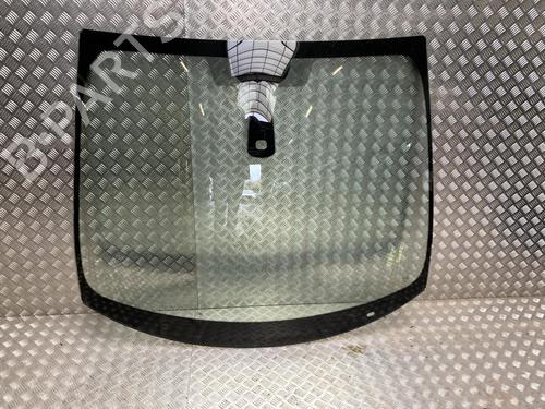 Used Windscreen PEUGEOT 5008 (0U_, 0E_) 1.6 HDi (114 hp) 31992200