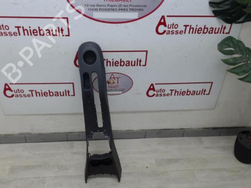Middle console RENAULT CLIO III (BR0/1, CR0/1) 1.5 dCi | BP29553381I22 