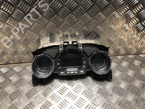 Used Instrument cluster CITROËN C5 III Break (RW_) 1.6 THP 155 (156 hp) 31204430