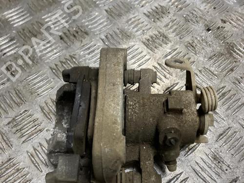 Bremssattel links hinten für Bremssattel links hinten CITROËN C3 III (SX) 1.5 BlueHDi 100 (SXYHYP, SXYHTU) (102 hp) 33888852 33888852