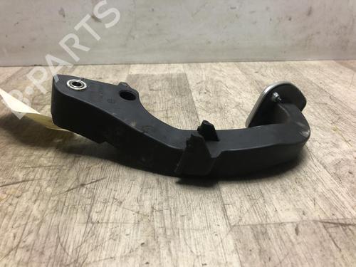 Used Clutch pedal CITROËN C4 Coupe (LA_) 2.0 16V (136 hp) 20620848