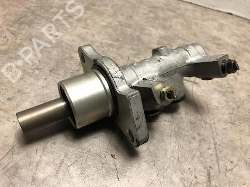 Used Brake master cylinder BMW 3 Coupe (E46) 328 Ci (193 hp) 24329685