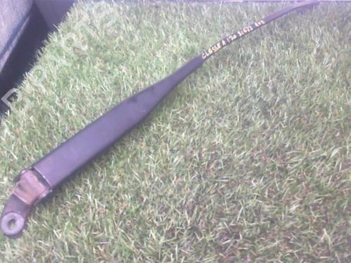 Used Front windshield wiper arm MERCEDES-BENZ A-CLASS (W168) A 170 CDI (168.009, 168.109) (95 hp) 20615432