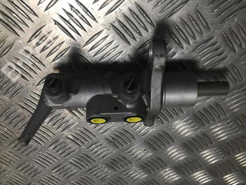 Used Brake master cylinder VOLVO XC90 II (256) D5 AWD (224 hp) 31202680
