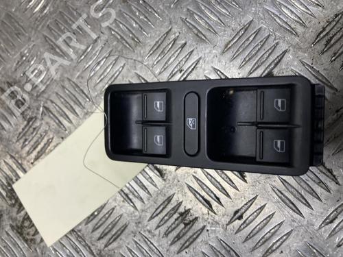 Used Left front window switch Left front window switch VW POLO V (6R1, 6C1) 1.6 TDI (90 hp) 33748495 33748495