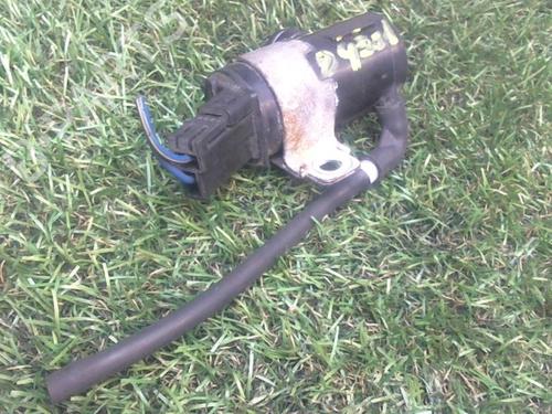 Used Washer pump MAZDA MX-5 I (NA) 1.6 (NA6C) (115 hp) 28286797