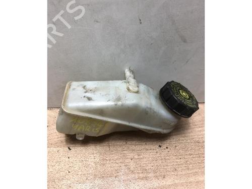 Brake master cylinder TOYOTA YARIS (_P9_) 1.33 VVT-i (NSP90_, NSP90R) | BP20668244M77 