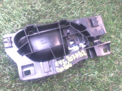 Used Front left interior door handle PEUGEOT 207 (WA_, WC_) 1.4 HDi (68 hp) 12968401