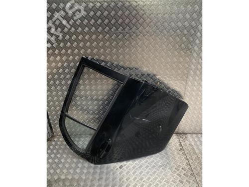 Porta trás direita TOYOTA YARIS (_P9_) 1.4 D-4D (NLP90_, NLP90R) | BP30786213C5 