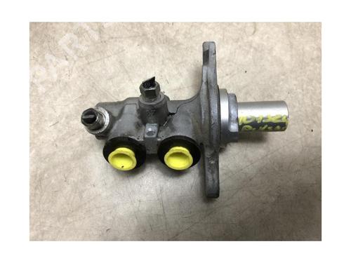 Brake master cylinder NISSAN PULSAR Hatchback (C13) 1.5 dCi | BP20620548M77 