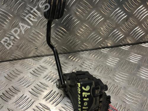 Used Electronic sensor NISSAN PRIMASTAR Van (X83) 2.0 dCi 115 (114 hp) 31202842