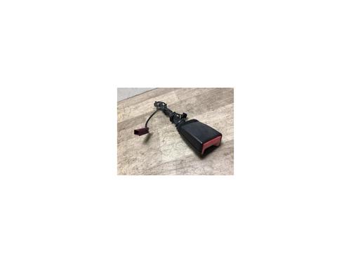 Seat buckle FORD FIESTA VI (CB1, CCN) 1.6 TDCi | BP15968187I32 