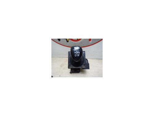 Used Gear lever TOYOTA AURIS Estate (_E18_) 1.8 Hybrid (ZWE186_, ZWE186R, ZWE186H) (136 hp) 12971781