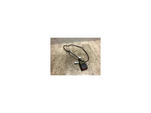 Used Seat buckle FIAT 500 (312_) 1.2 (312AXA1A) (69 hp) 27718086