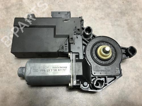 Rudehejsemotor forskærm venstre PEUGEOT 307 (3A/C) 2.0 16V (140 hp) 20619760