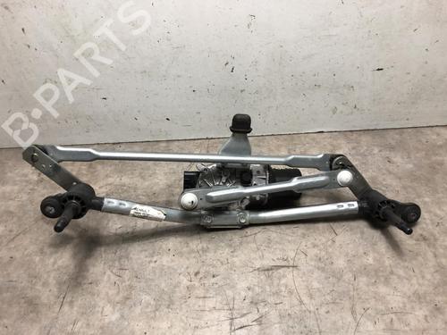 Used Front wiper motor DACIA SANDERO III 1.0 SCe 65 (67 hp) 20634495