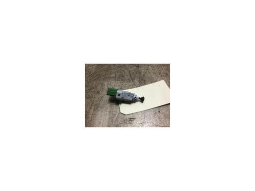 Used Switch RENAULT TWINGO III (BCM_, BCA_) 0.9 TCe 90 (BCM9, BCM2) (90 hp) 20624936