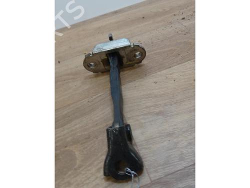 Used Hinge/Door check strap TOYOTA YARIS (_P9_) 1.33 VVT-i (NSP90_, NSP90R) (100 hp) 13128086