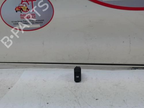 Used Right front window switch CITROËN XSARA (N1) 1.9 TD (90 hp) 12969202