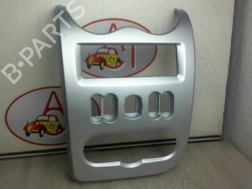 Used Middle console DACIA LOGAN MCV (KS_) 1.5 dCi (KS0W) (86 hp) 22920613