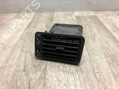 Used Air vent MERCEDES-BENZ SLK (R170) 200 Kompressor (170.444) (163 hp) 15968228