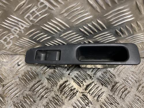 Used Left rear window switch NISSAN QASHQAI I (J10, NJ10) 1.5 dCi (110 hp) 31197907